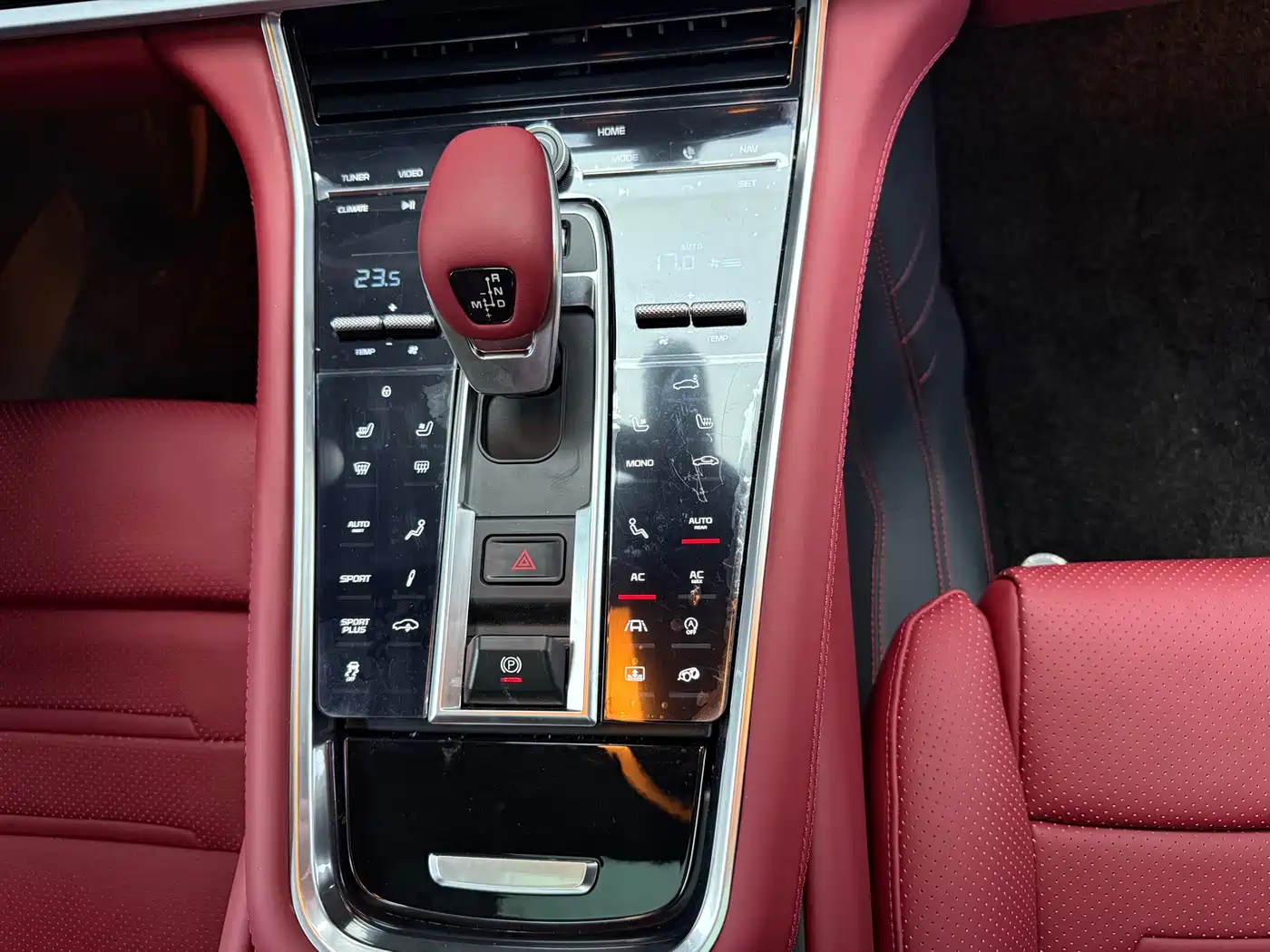 Porsche Panamera 2014 Panamera 3.0T фото 5