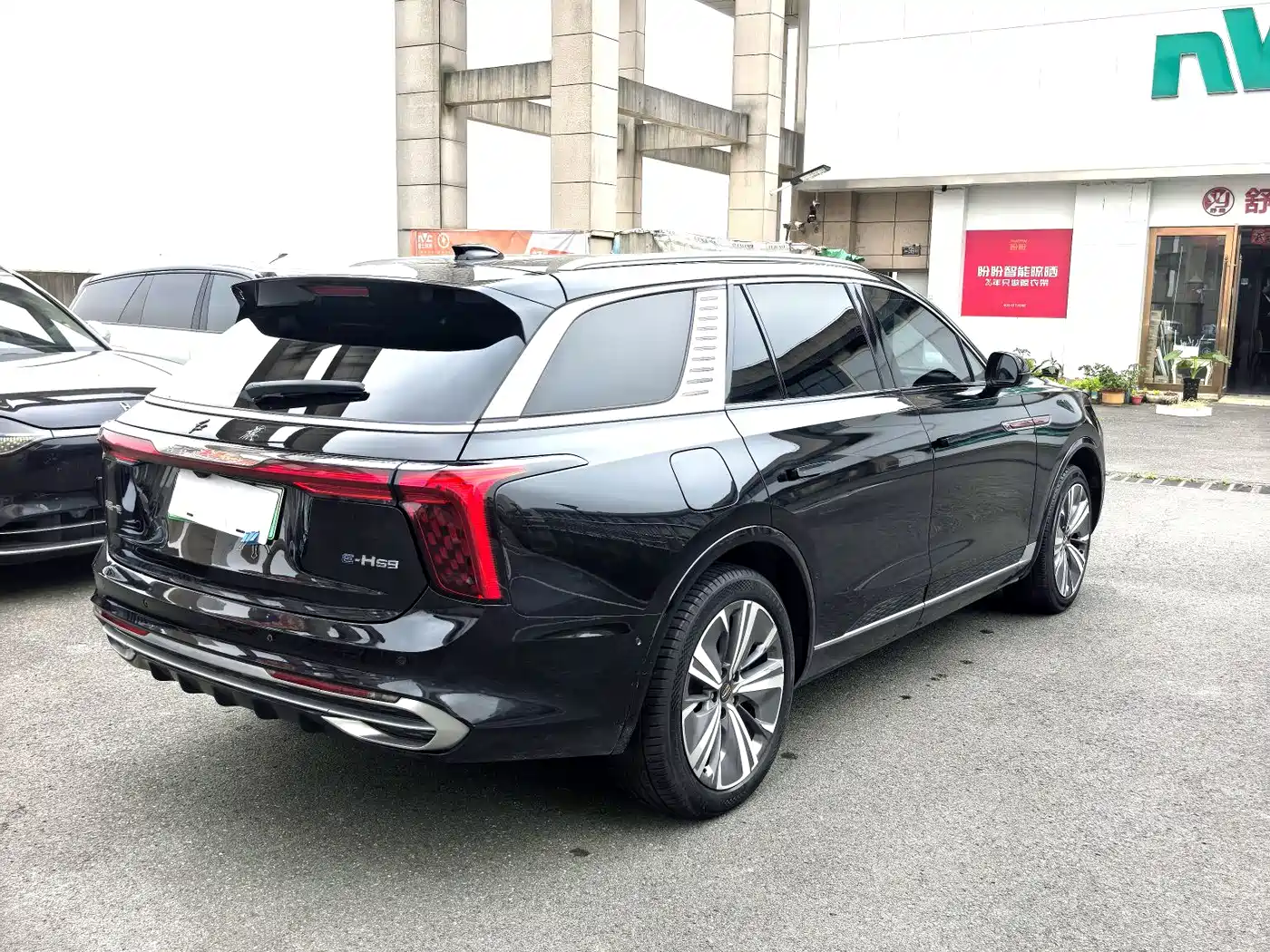 Hongqi E-HS9 2021 460km Flagship Comfort 6-seater фото 5
