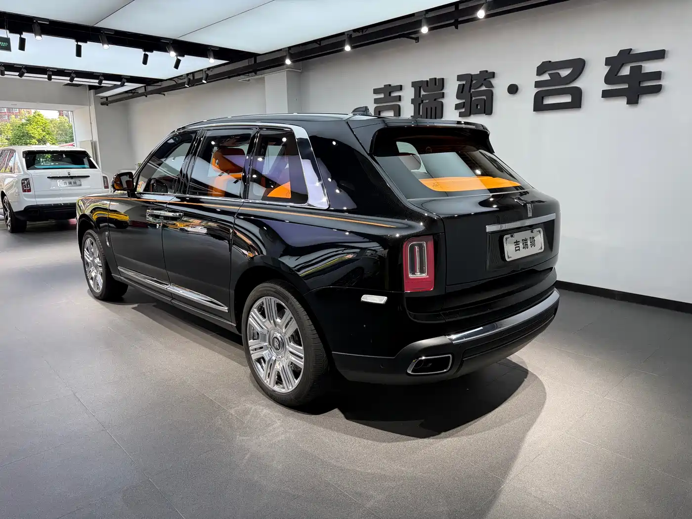 ROLLS-ROYCE CULLINAN
