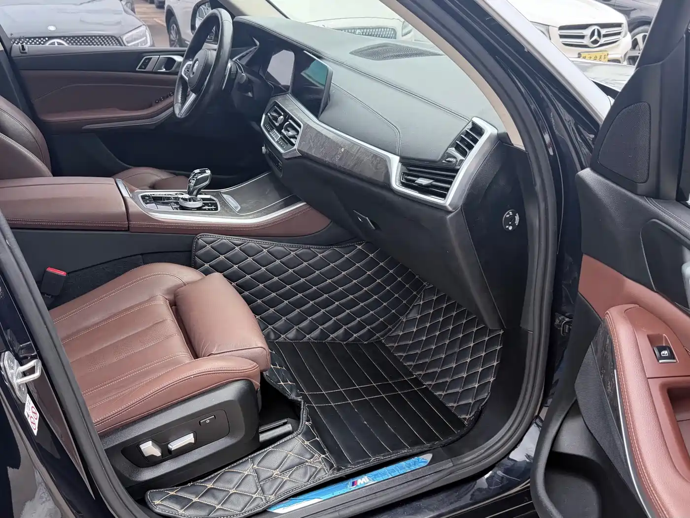 BMW X5 (Import) 2020 xDrive30i M Sport Package фото 6