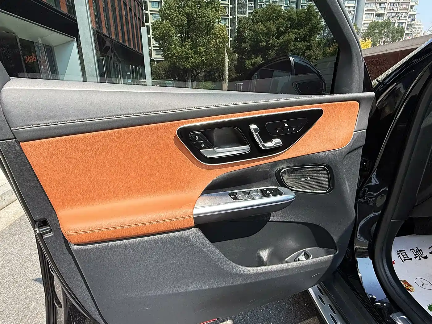 Mercedes-Benz GLC 2024 GLC 300 L 4MATIC Dynamic 5-seater фото 4