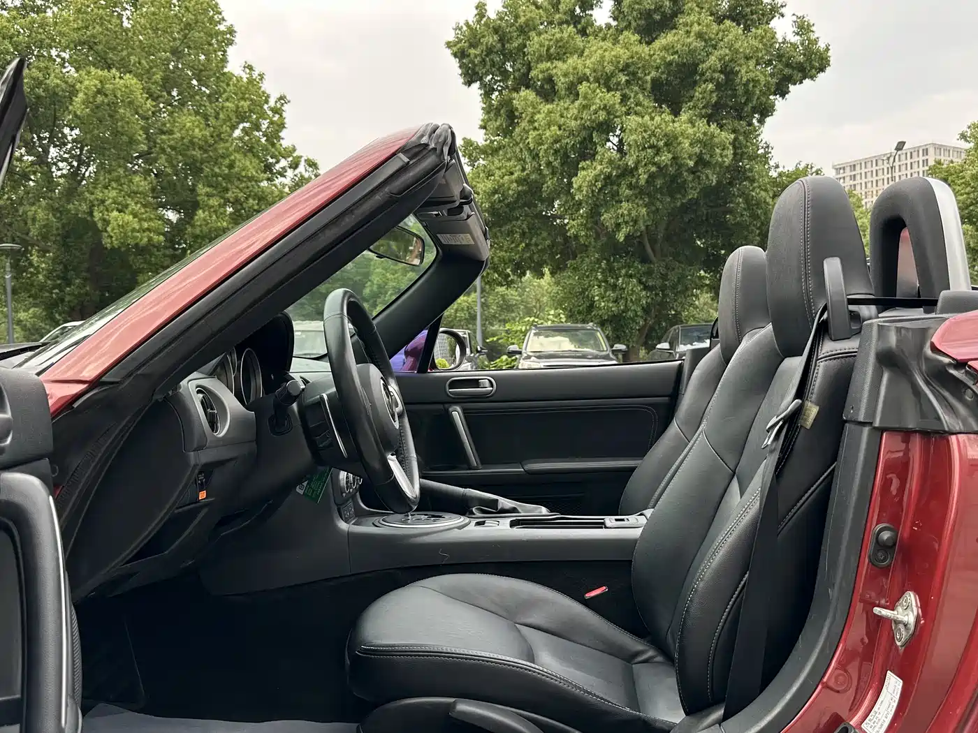 Mazda MX-5 2011 2009 2.0