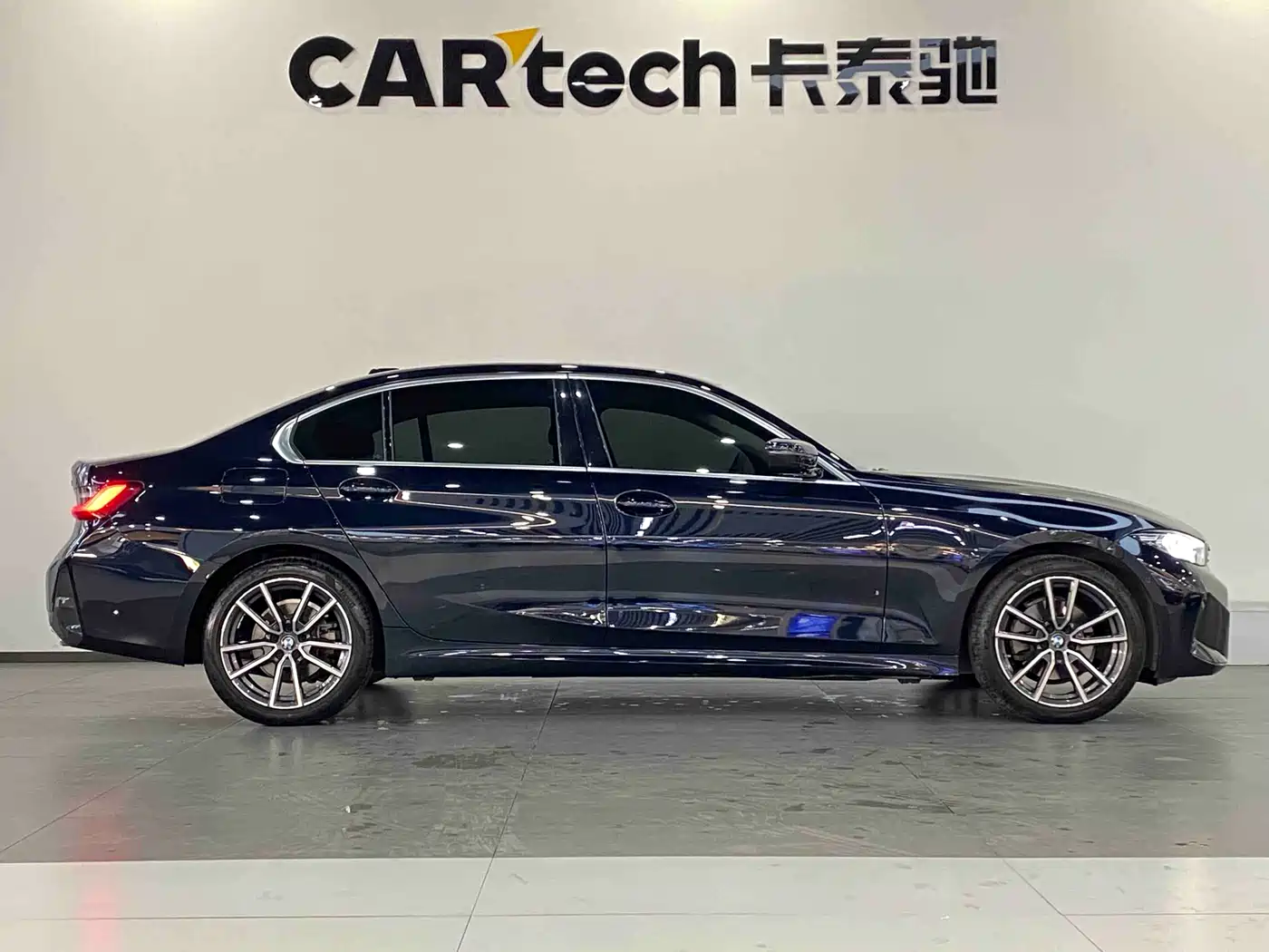 BMW 3 Series 2024 325Li M Sport Package фото 25