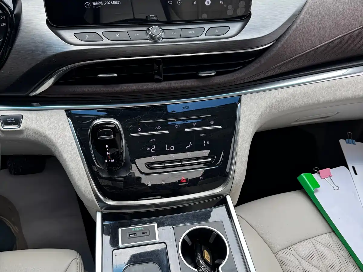Buick GL8 2020 Model Land Business Class 652T Luxury фото 28