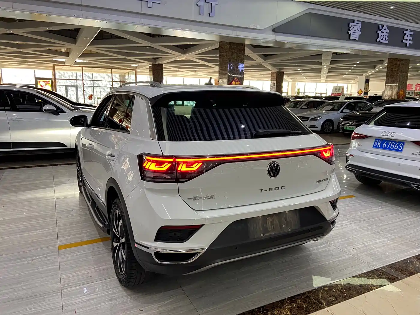 Volkswagen T-ROC 2023 280TSI DSG 2WD Time Edition фото 6