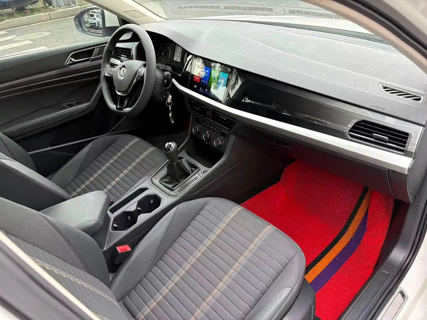 Volkswagen Lavida 2019 1.5L Manual Comfort Edition China VI фото 13