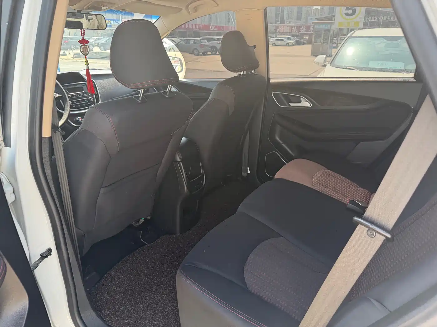 Baojun 560 2017 2016 1.8L Manual Value