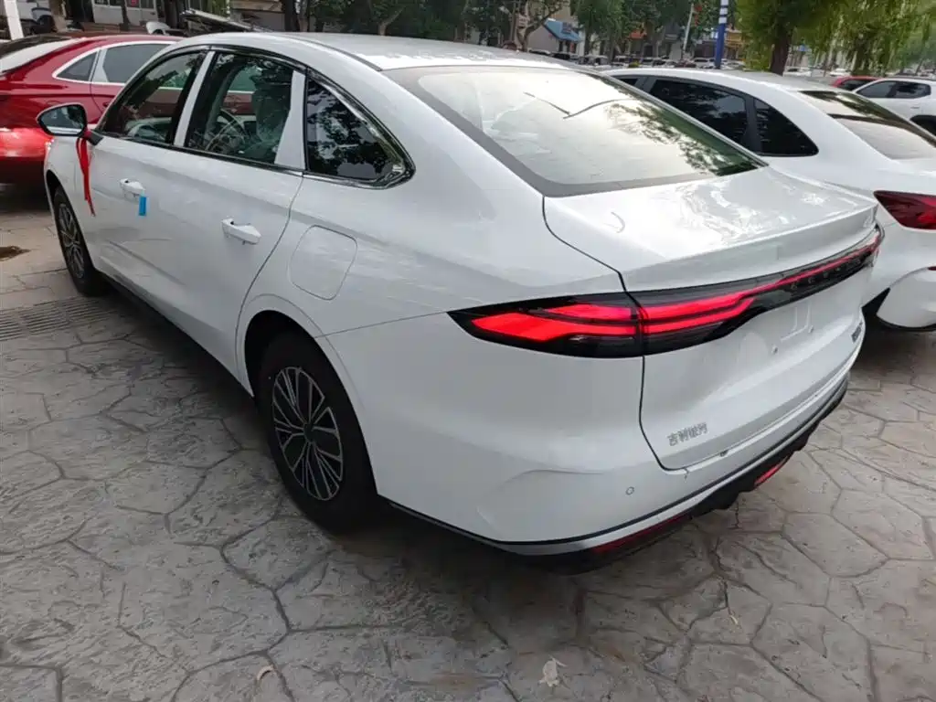 Geely Galaxy Galaxy Stellar 6 2025 Model 125km Free Edition фото 5