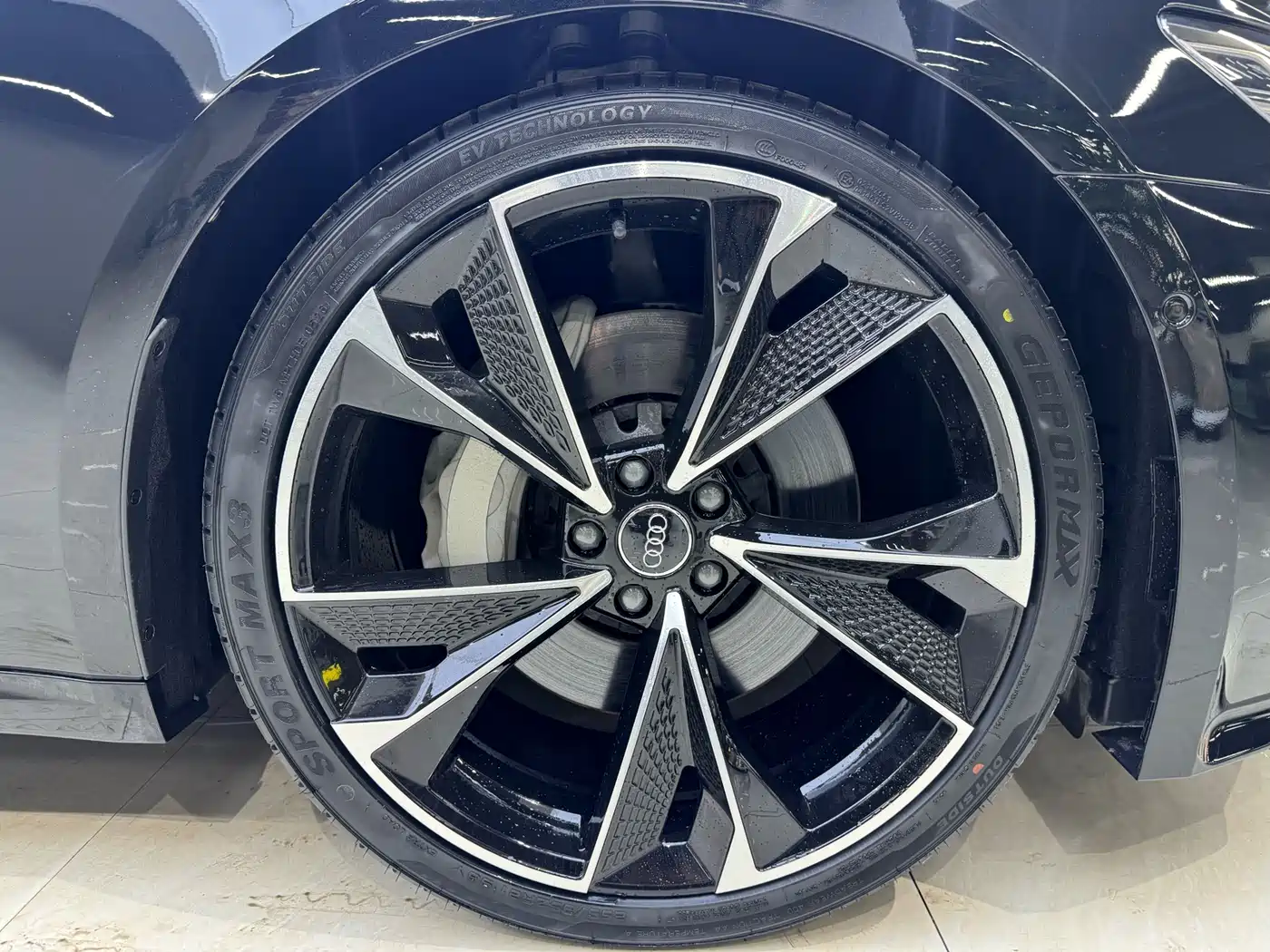 Audi A7 2024 55 TFSI quattro Exclusive фото 16