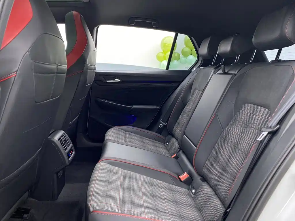 Volkswagen Golf GTI 2026 2023 380TSI DSG GTI