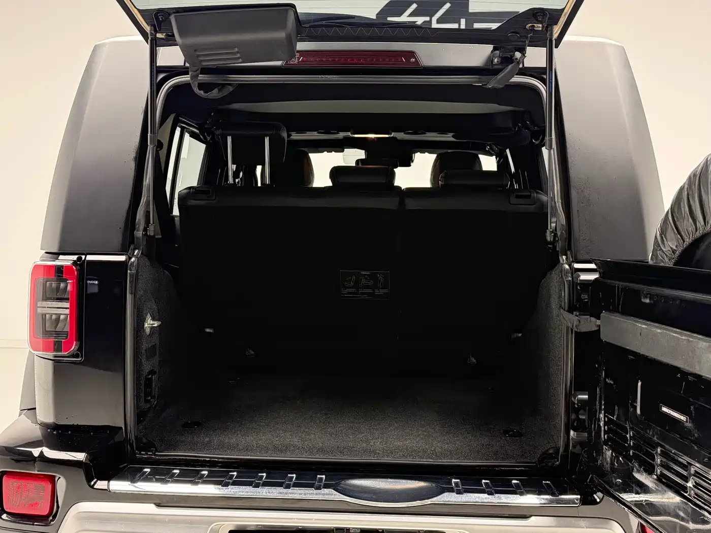 BAIC ORV Beijing Offroad BJ40 2023 2.0T Auto 4WD Urban Hunter Knight Edition фото 10