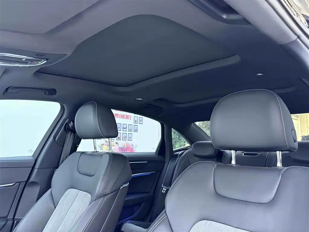 Audi A6L 2024 45 TFSI quattro Premium Dynamic фото 28