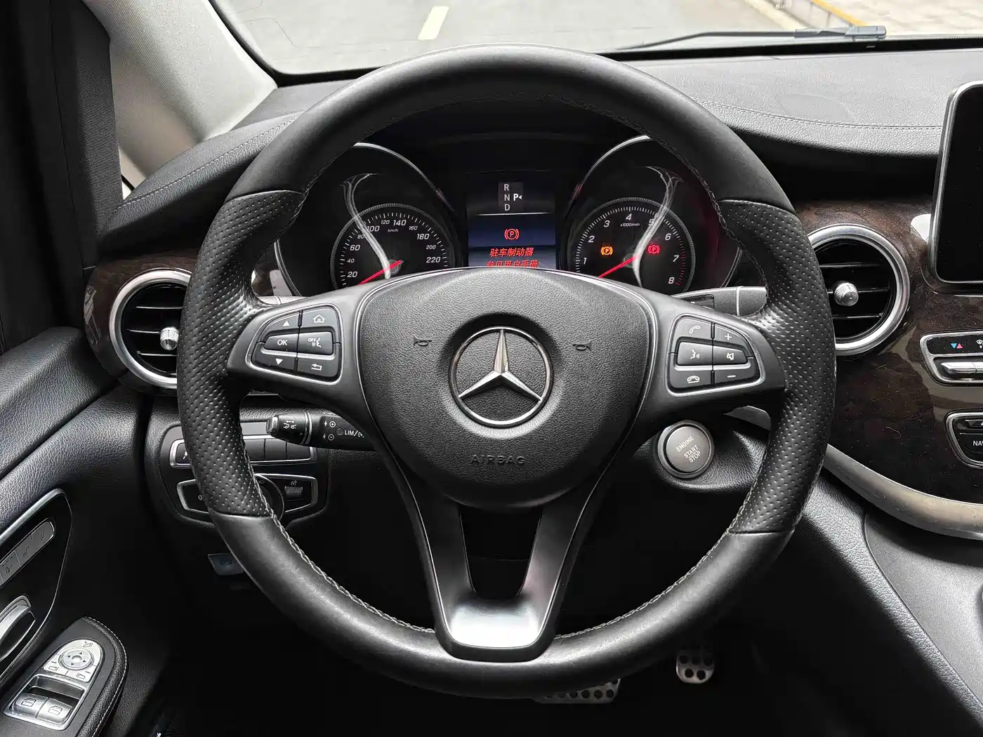 Mercedes-Benz V-Class 2018 V 260 Premium Edition China V фото 12