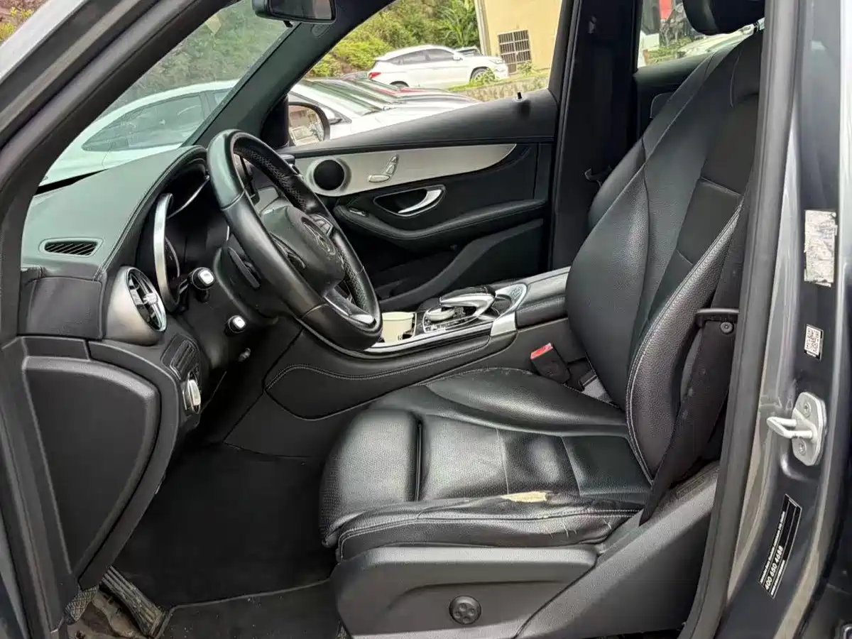 Фото 3 - Mercedes-Benz GLC