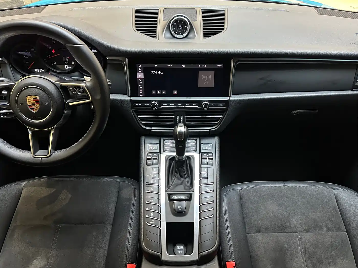 Porsche Macan 2018 Macan 2.0T фото 20