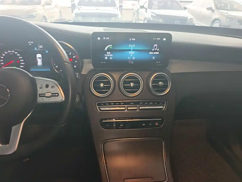 Mercedes-Benz GLC 2020 GLC 260 L 4MATIC Dynamic фото 13