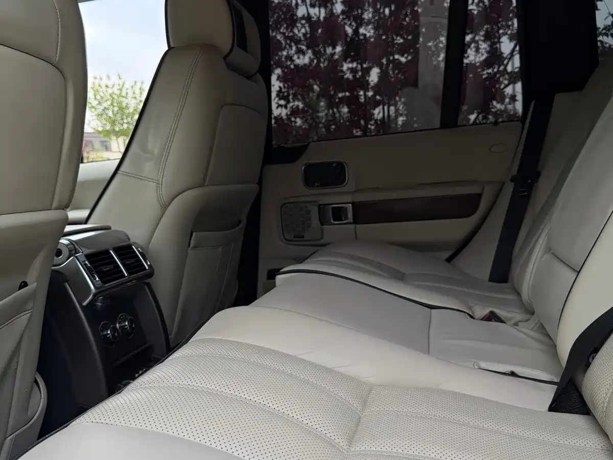 Land Rover Range Rover 2012 5.0 SC V8 фото 7