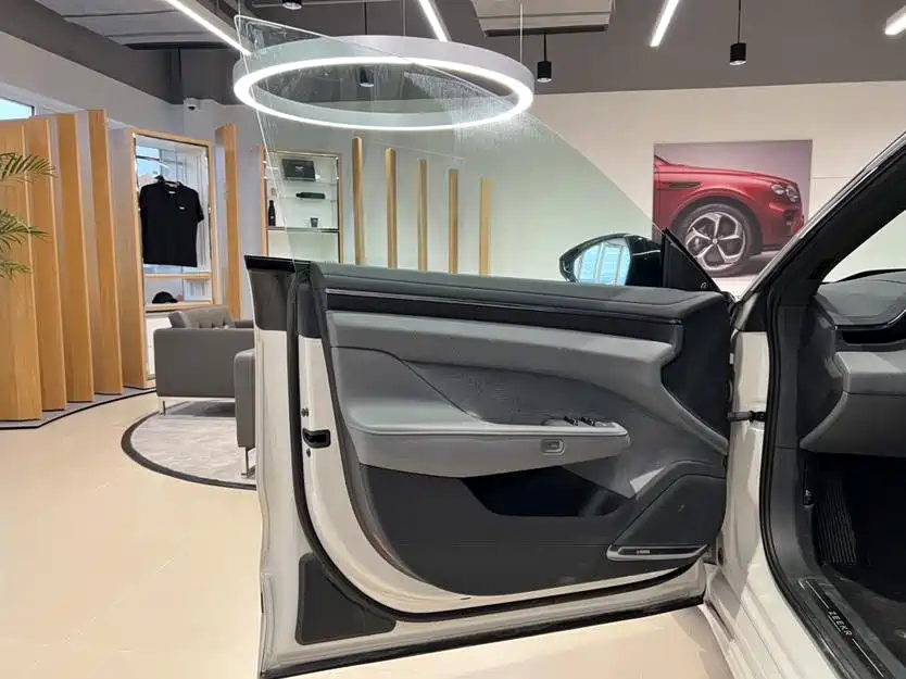 ZEEKR EXTREME KRYPTON 001