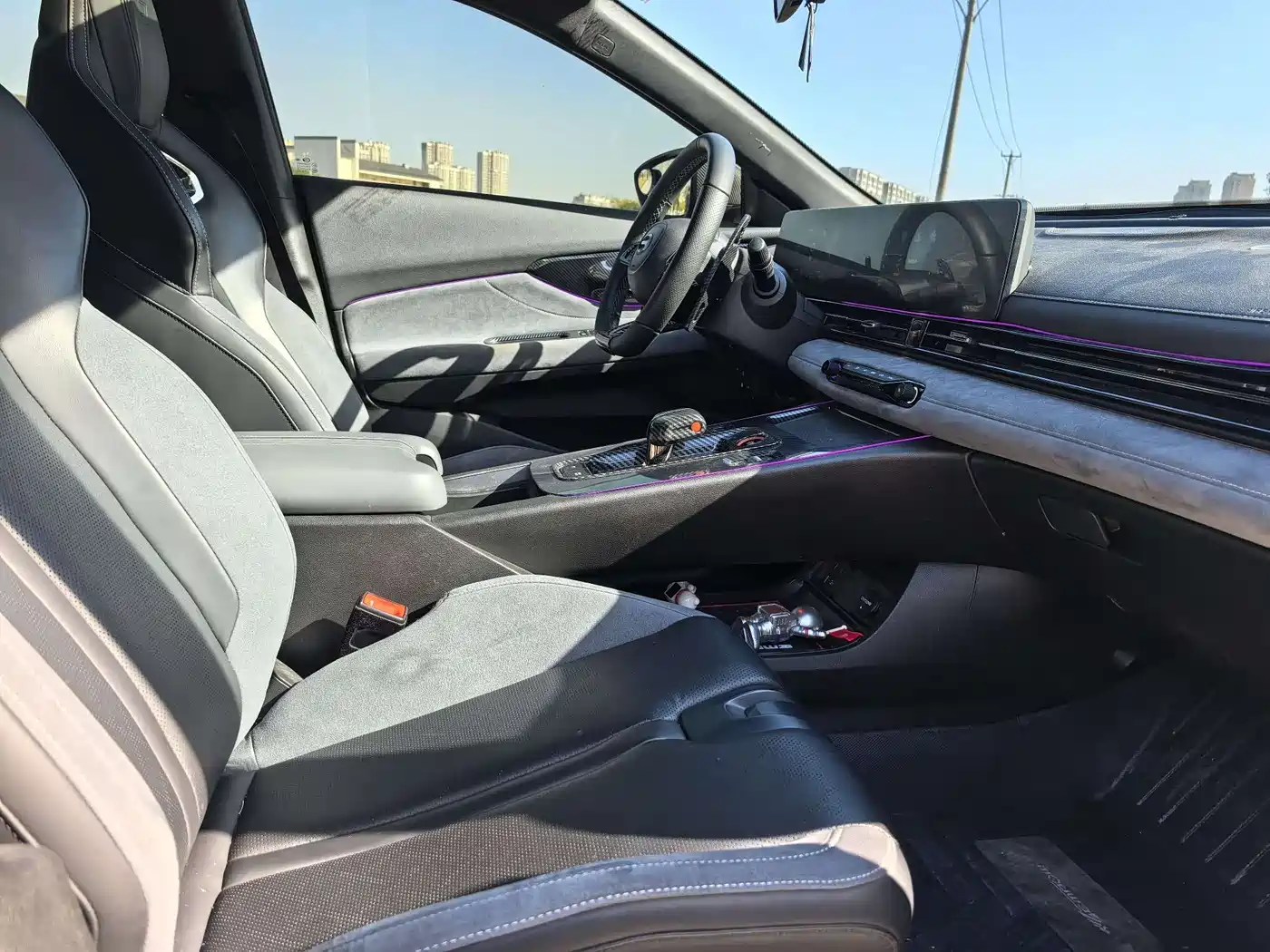 GAC Trumpchi Trumpchi Emkoo 2022 270T DCT J16 R-style Track Edition фото 9