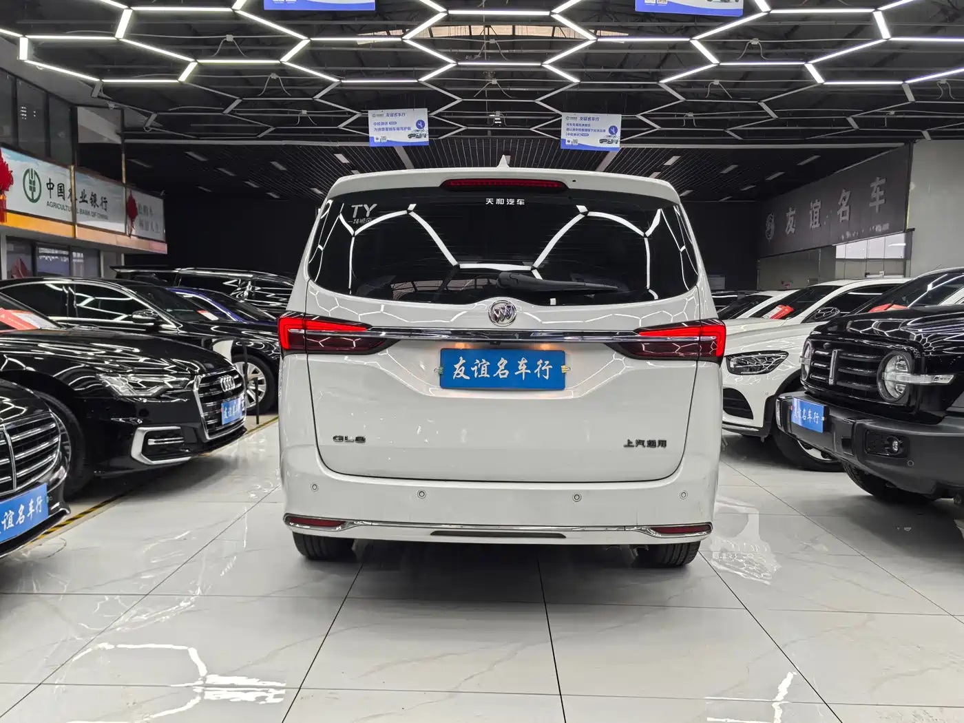 BUICK GL8