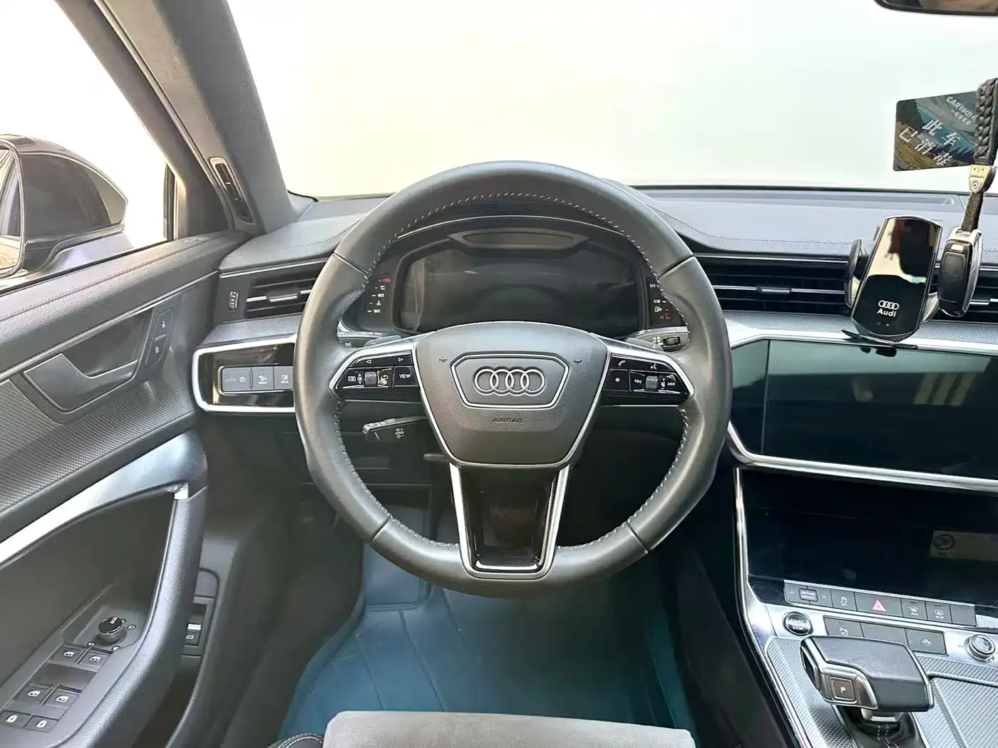 Audi A6L 2021 45 TFSI Exclusive Sport фото 14