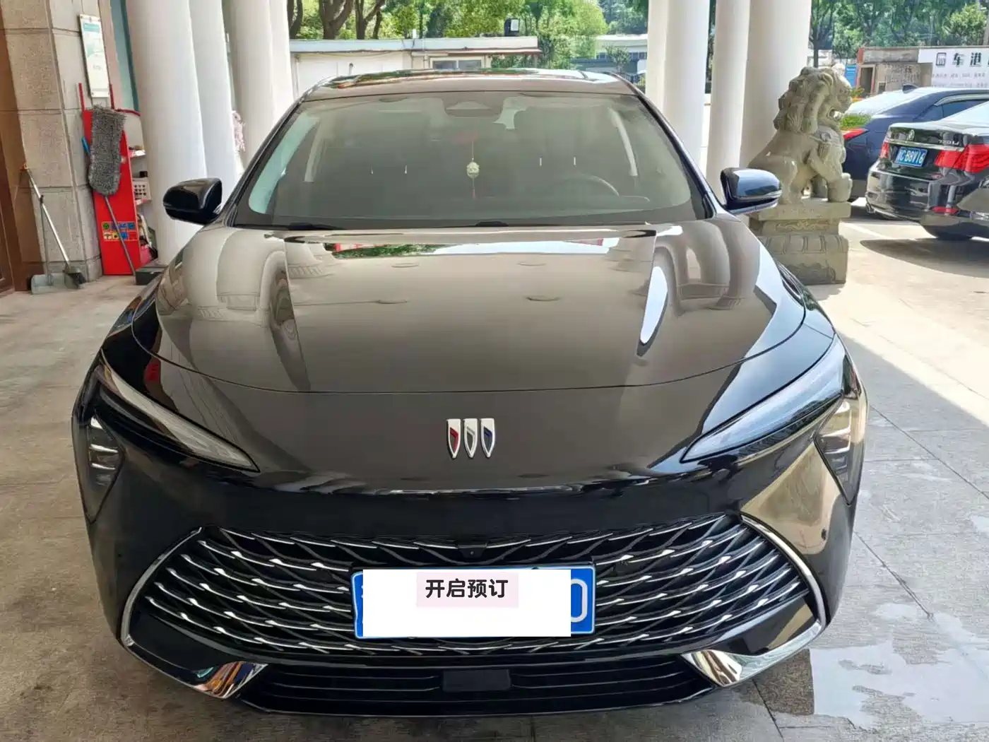 Buick LaCrosse 2025 Platinum Avenir Edition