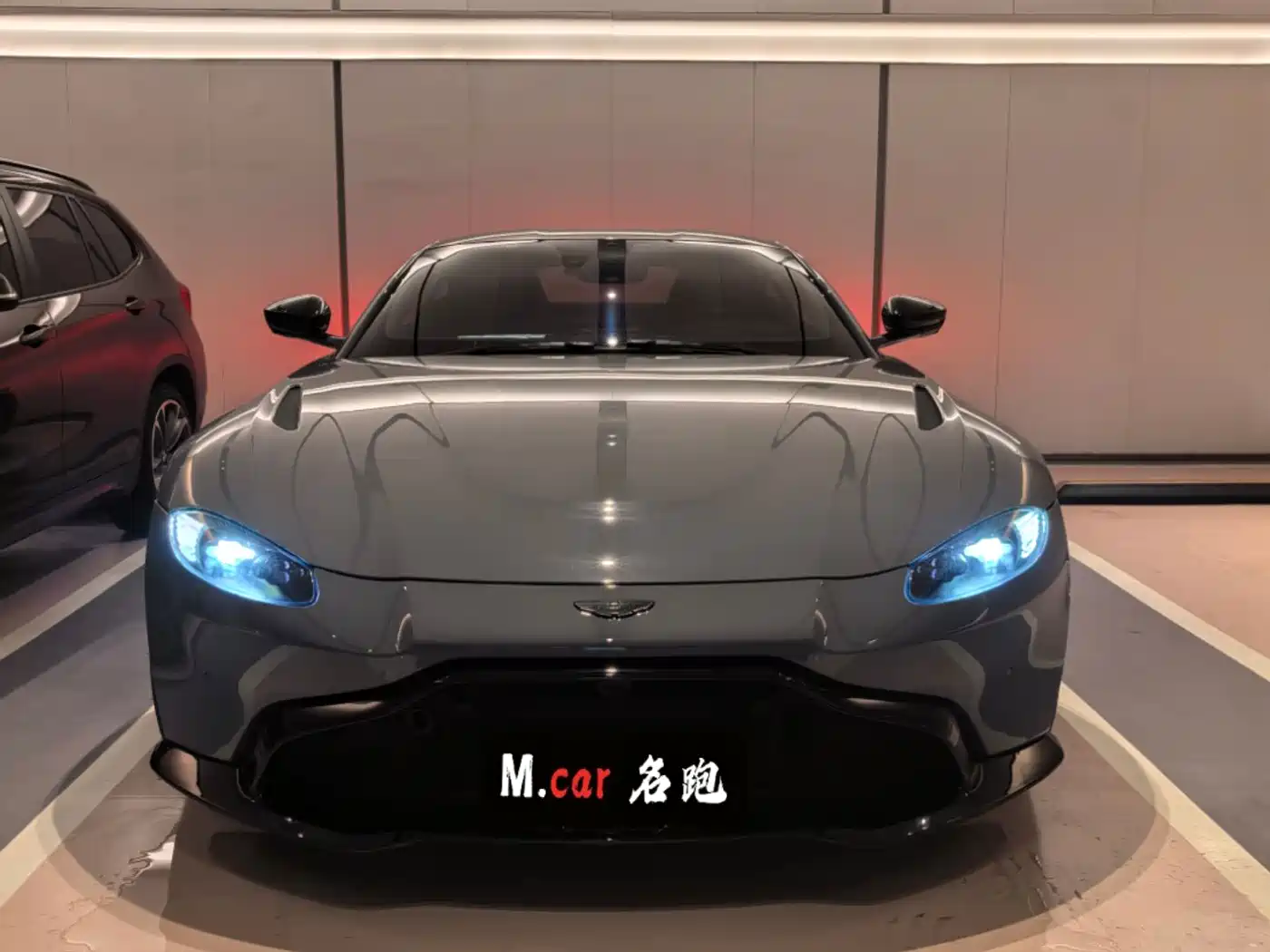 Aston Martin V8 Vantage 2021 2018 4.0T V8 Coupe