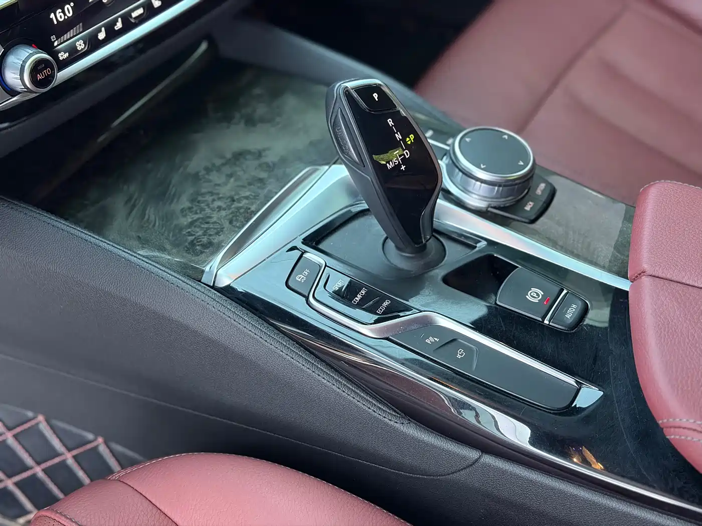 BMW 5 Series 2020 530Li Exclusive M Sport Package фото 11