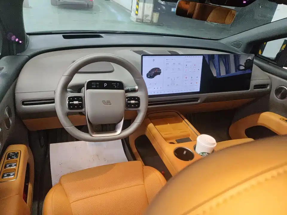 Li Auto Li i8 2026 2025 Standard Edition