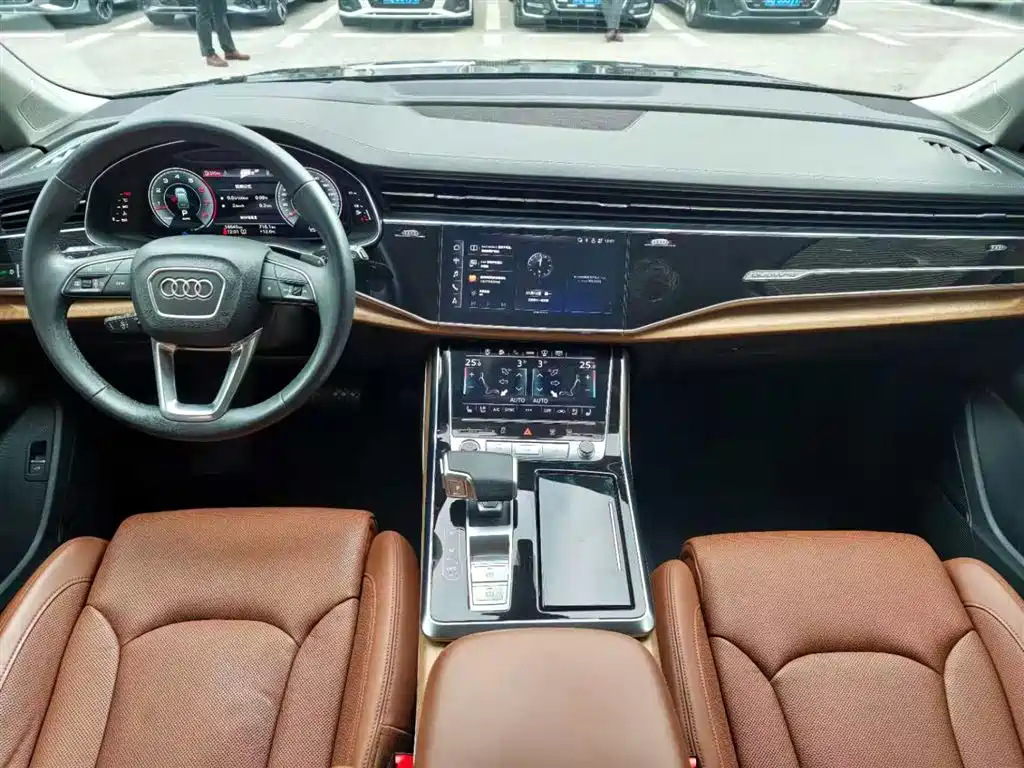 Audi Q7 2021 55 TFSI quattro S line Premium фото 14