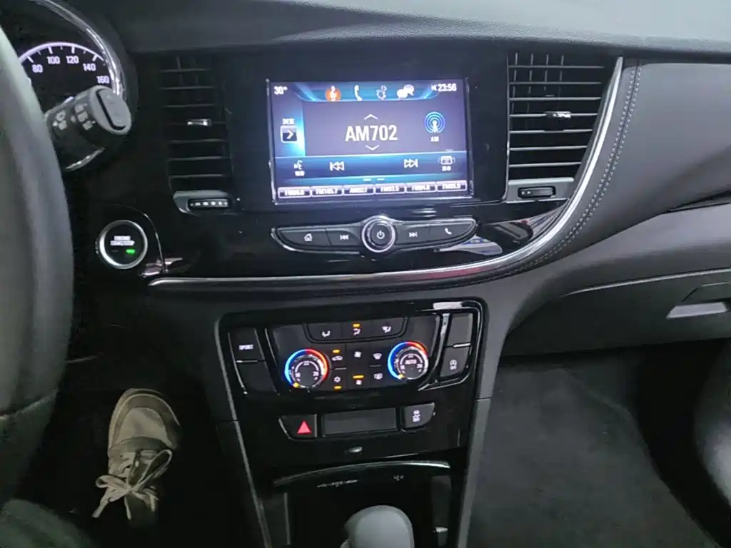 Фото 13 - Buick Encore