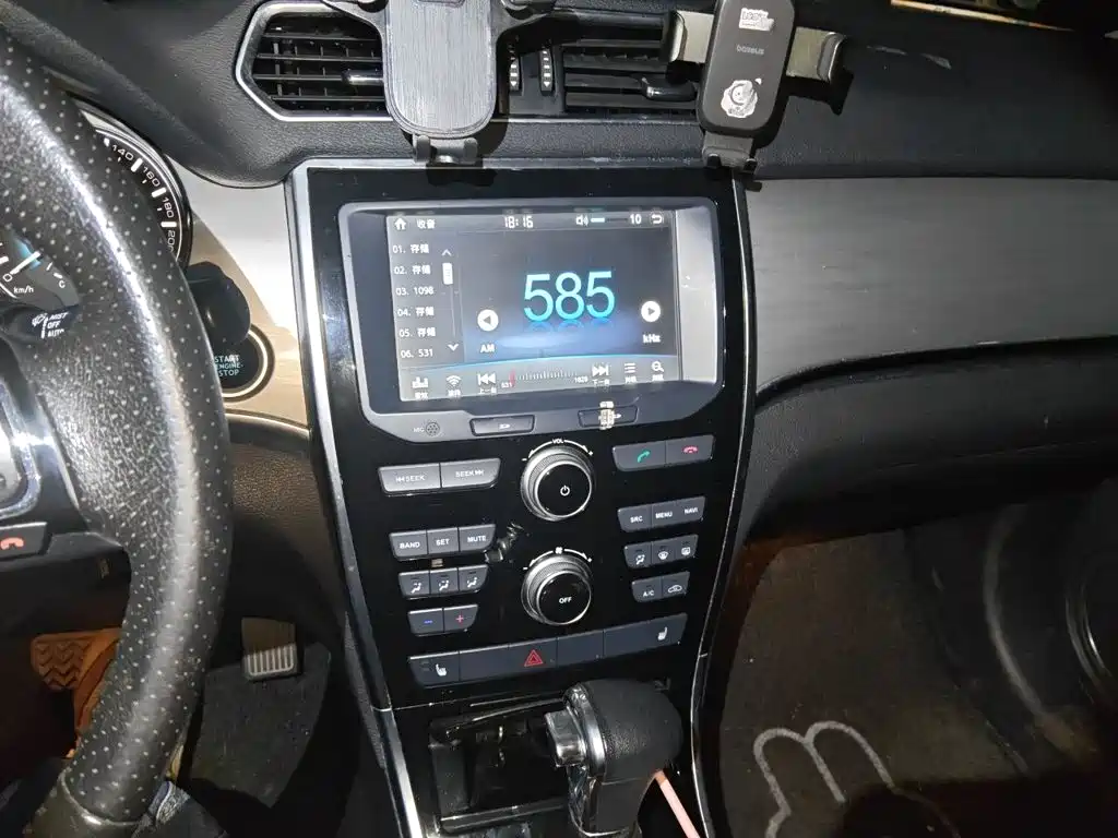 Фото 10 - Haval H2