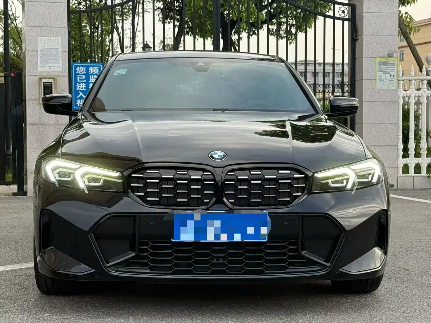 BMW 3 Series 2024 325Li M Sport Shadowline Package фото 2