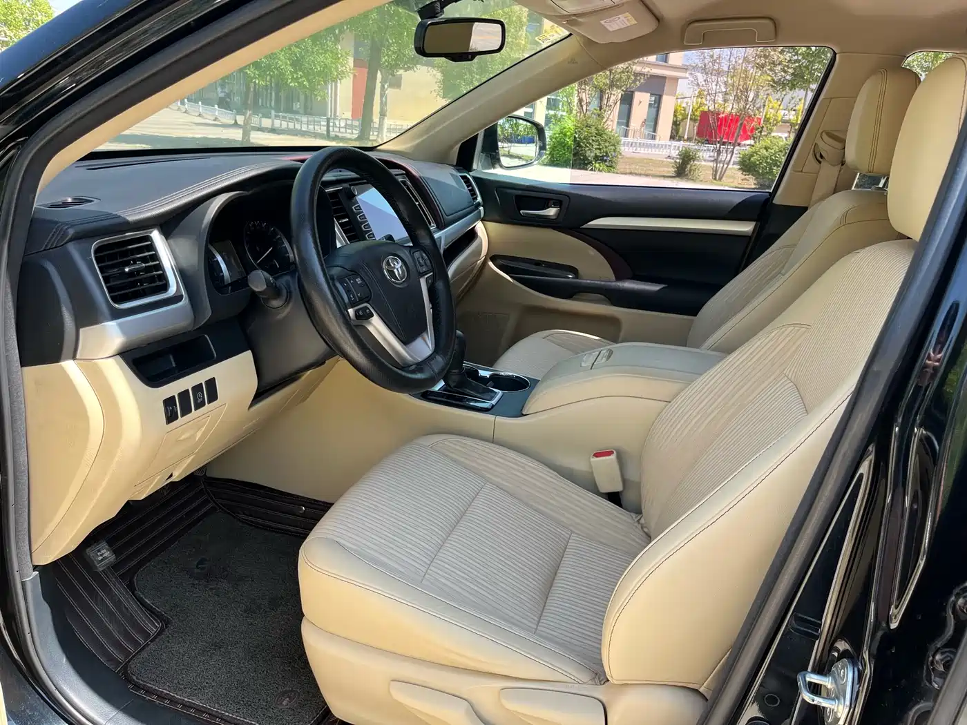Toyota Highlander 2017 2.0T 2WD Elite 7-Seater фото 6