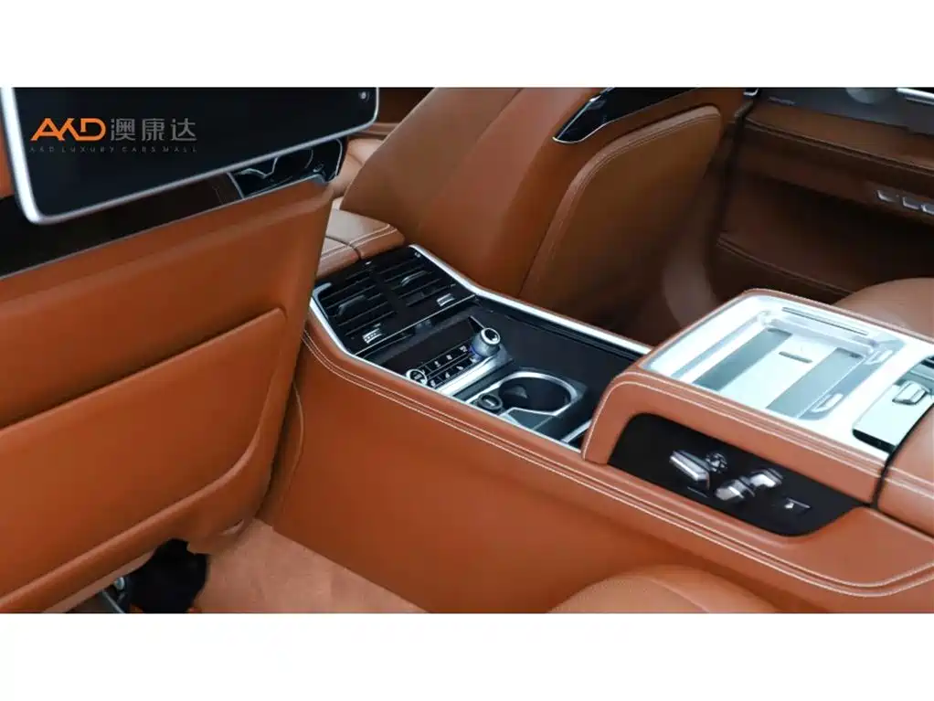 Фото 9 - BMW 7 Series