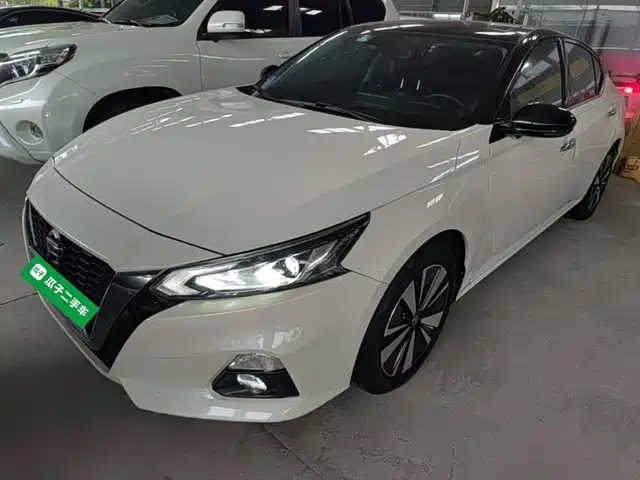 Nissan Teana 2.0L XL, Комфорт