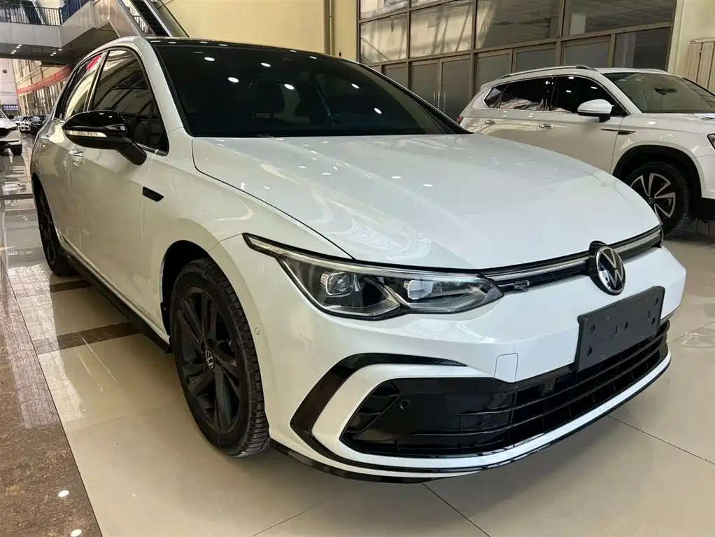 Volkswagen Golf 2021 280TSI DSG R-Line фото 3