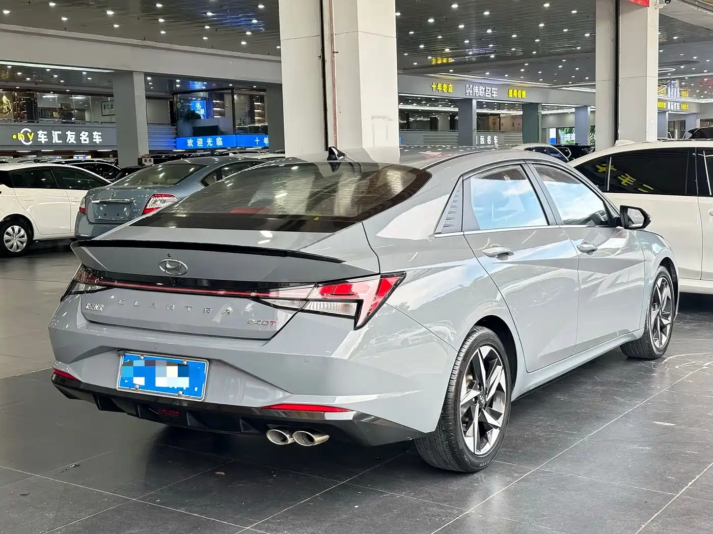 Hyundai Elantra 2022 240TGDi DCT LUX Premium Edition фото 7