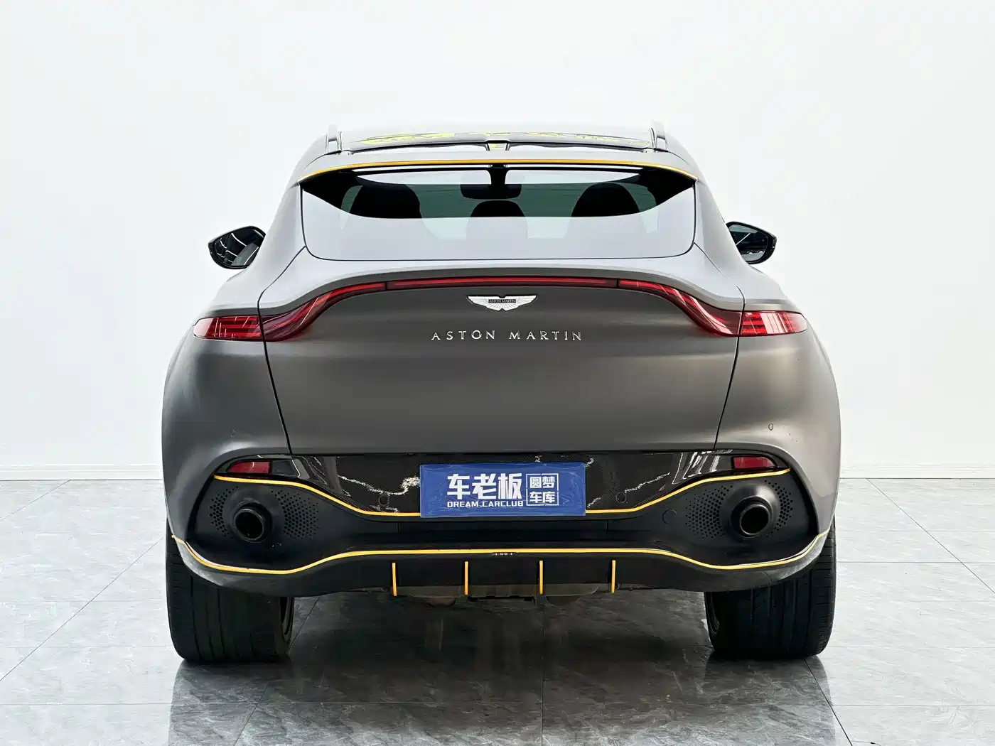 Aston Martin DBX 2020 2020 4.0T V8