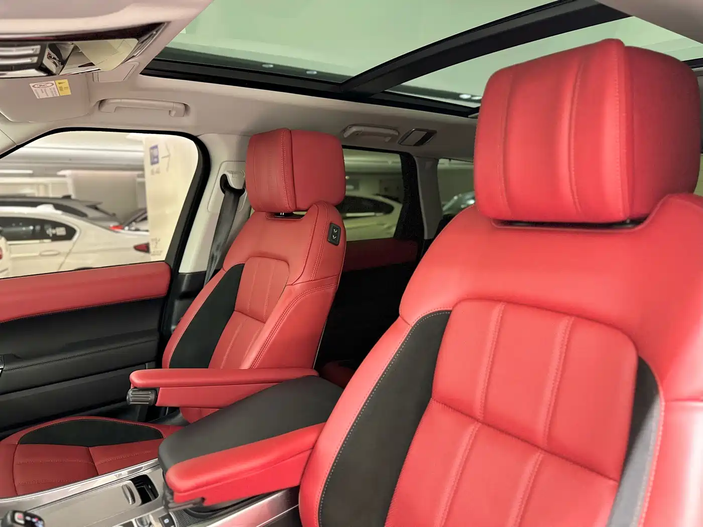 Land Rover Range Rover Sport 2020 3.0 L6 HSE DYNAMIC фото 5