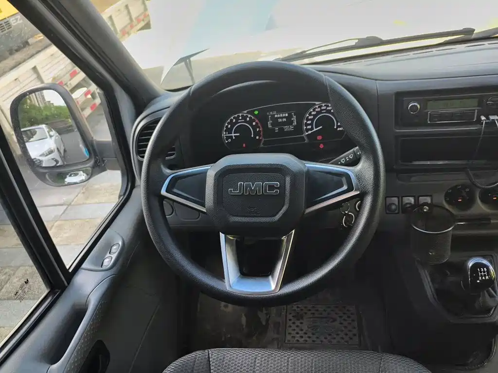 Jiangling Tesun 2022 2021 2.8T Space King Standard Short Wheelbase Medium-High Roof 6-Seater Diesel China VI JX493