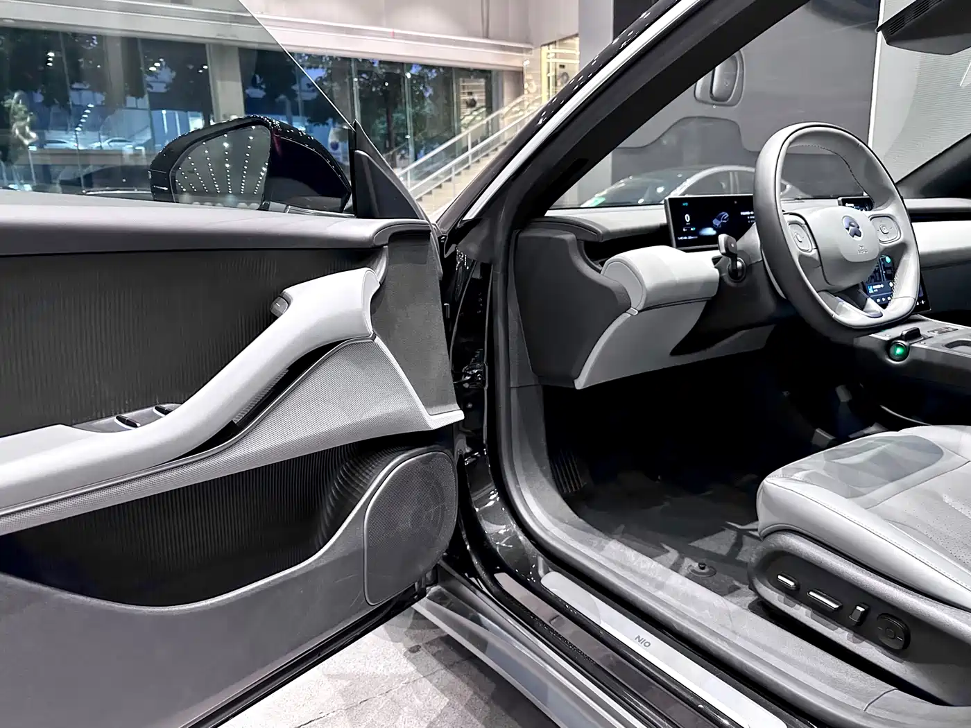 NIO NIO ET5T
