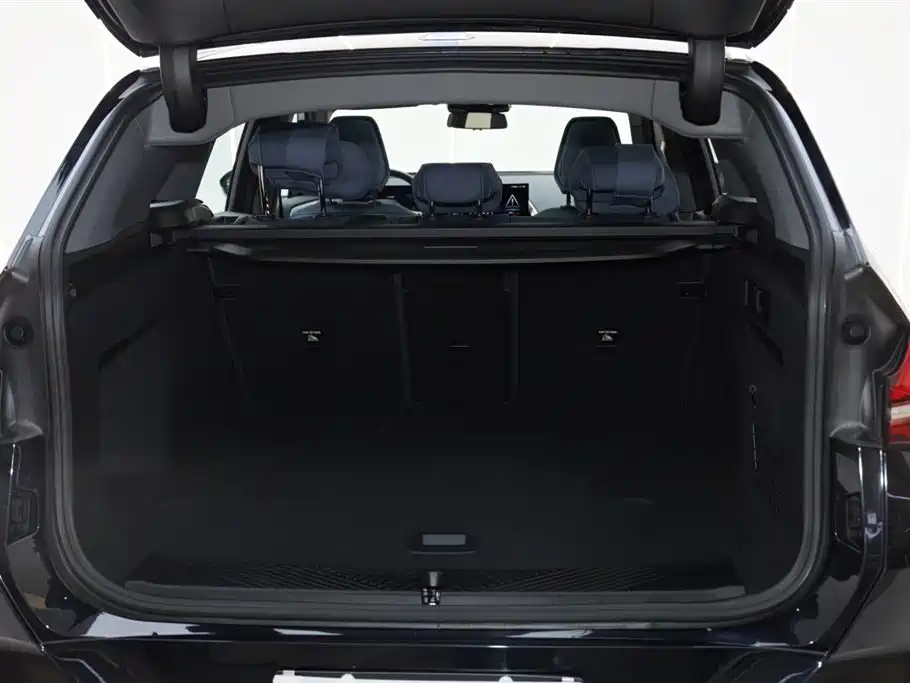 BMW X3 2025 xDrive30L Premium M Sport Package фото 13