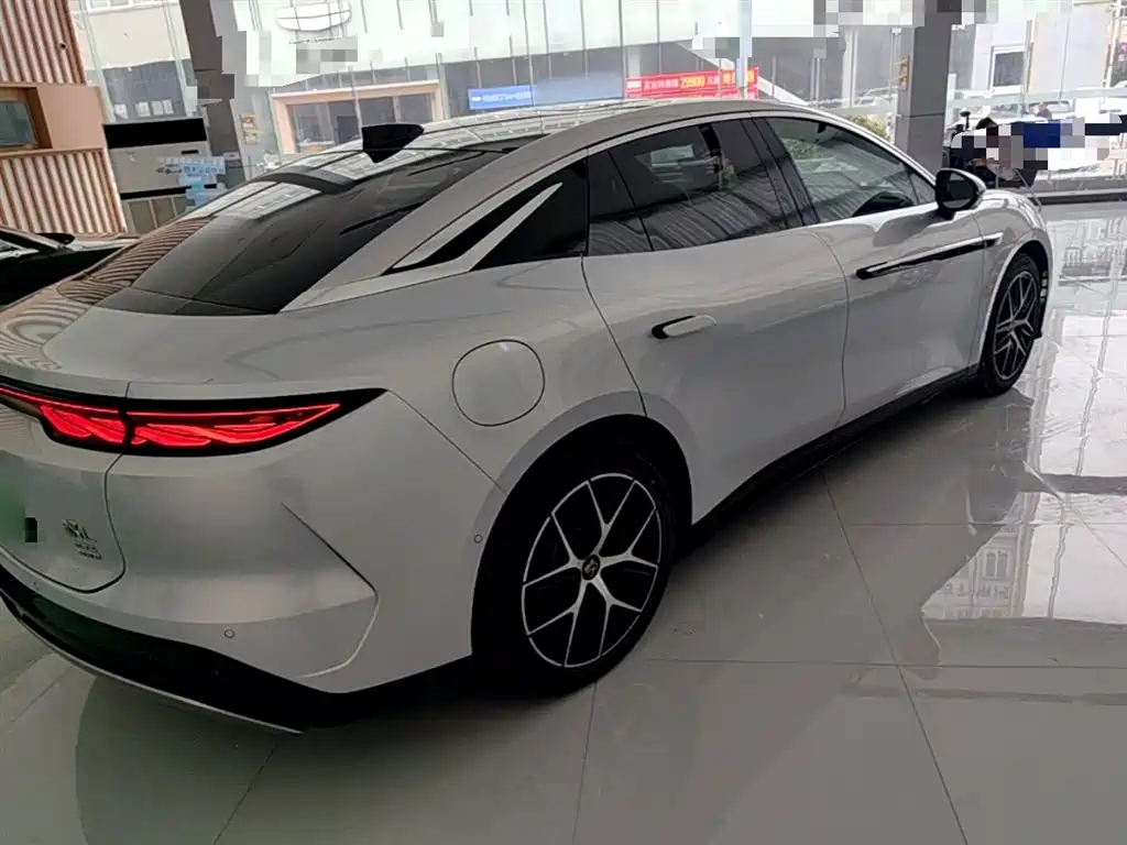 BYD Han L 2025 EV AWD LiDAR Flagship фото 7