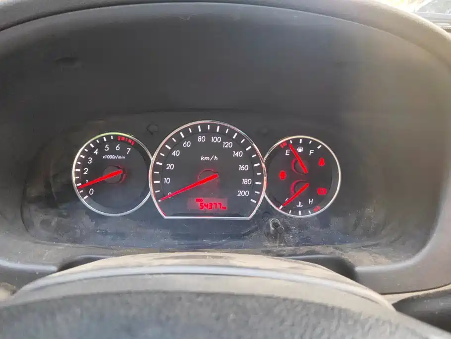 Changan Yuexiang V3 2016 2015 1.4L Manual Cozy (China V)