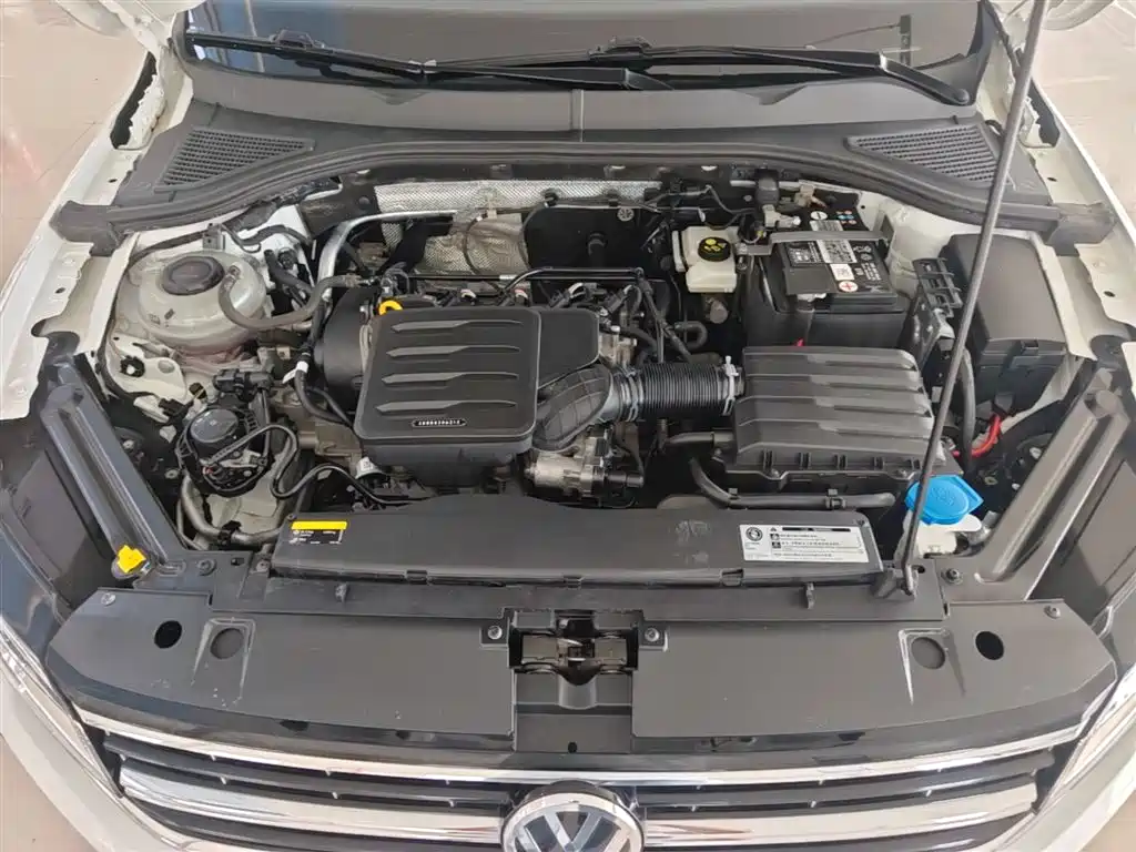 Volkswagen Bora 2020 1.5L Automatic Elite фото 20