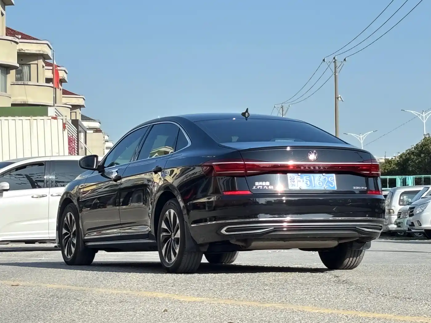 Volkswagen Passat 2023 Facelift 330TSI Starlight Elite Edition фото 6