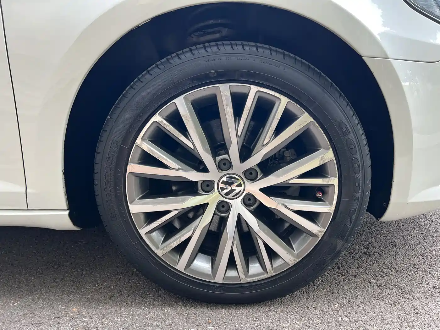 Volkswagen FAW-Volkswagen CC 2018 1.8TSI Luxury фото 18