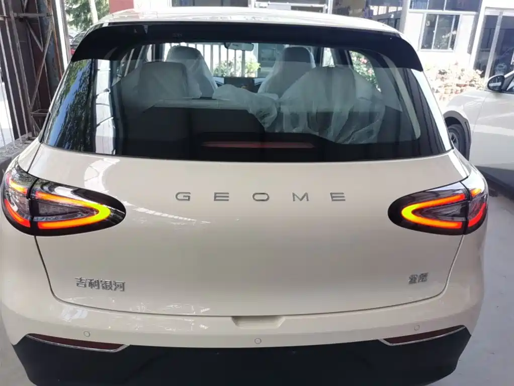 Geely Galaxy Starry Wish 2026 Edition 310km Youth Version фото 6
