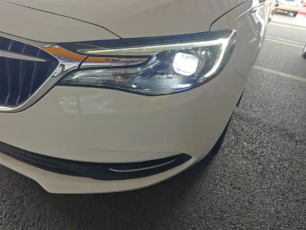 Buick Excelle 2021 Facelift Exemplar 1.5L Auto Progressive фото 24